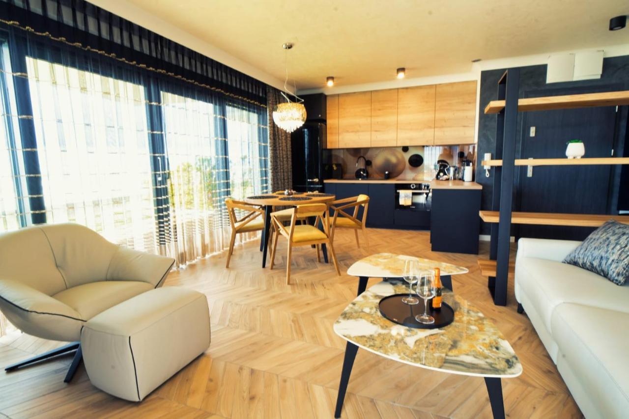 Apartament Rajskie Na Wydmie Dziwnow Exterior photo